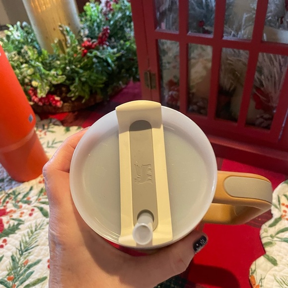 Stanley Cup Bundle - Picture 4 of 13